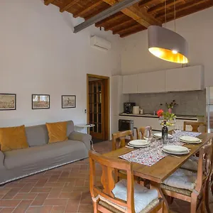 classy-apartment-hosted-by-sweetstay.it-tuscanyhotel.com/