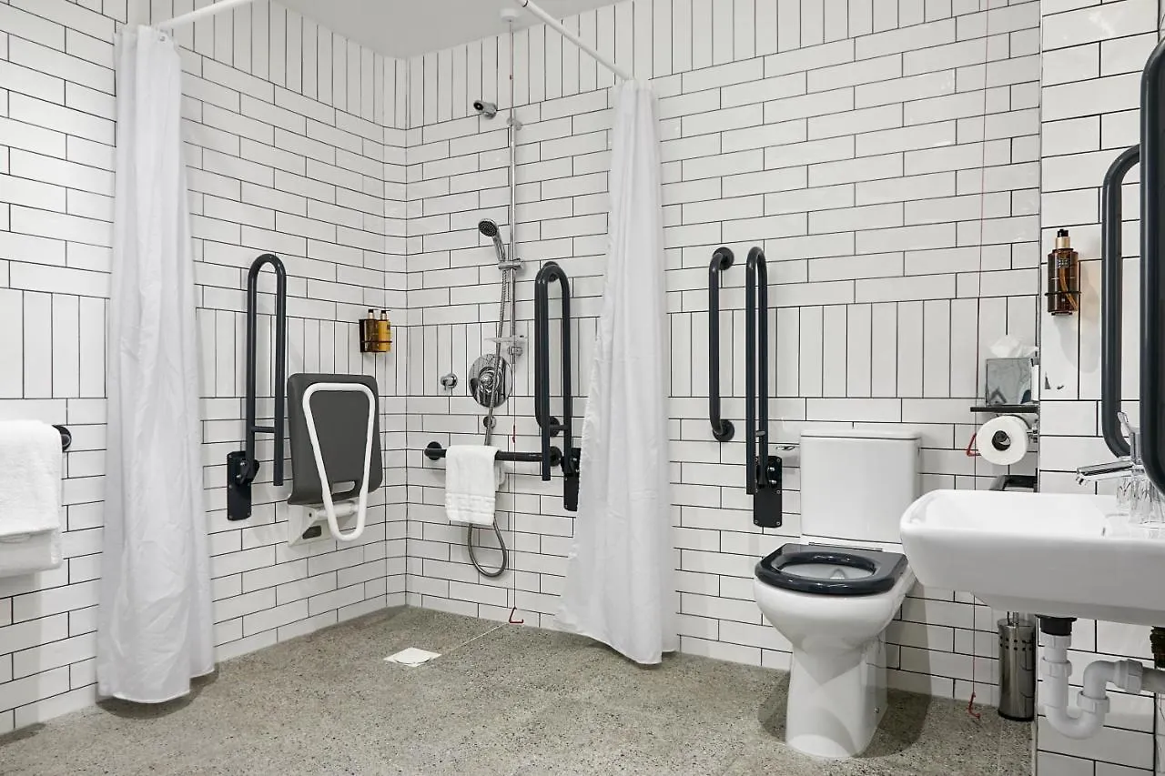 Hotel Dublin One 4*,  Irland